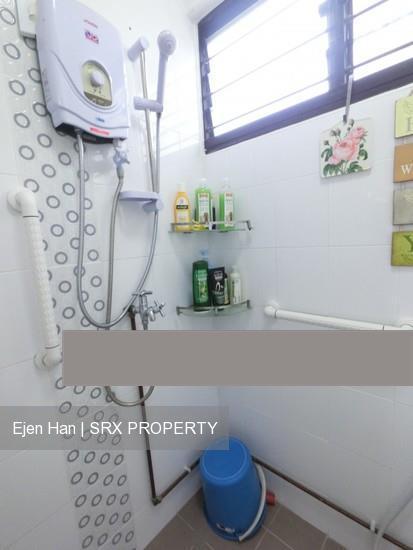Blk 126 Yishun Street 11 (Yishun), HDB 4 Rooms #213378421